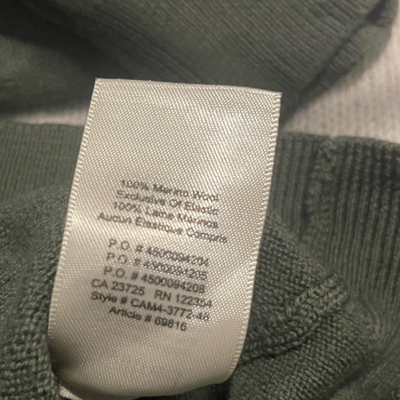 Aritzia Wilfred merino Green V-Neck Sweater XXS (fit small see the measurement 😊 - Picture 8 of 11